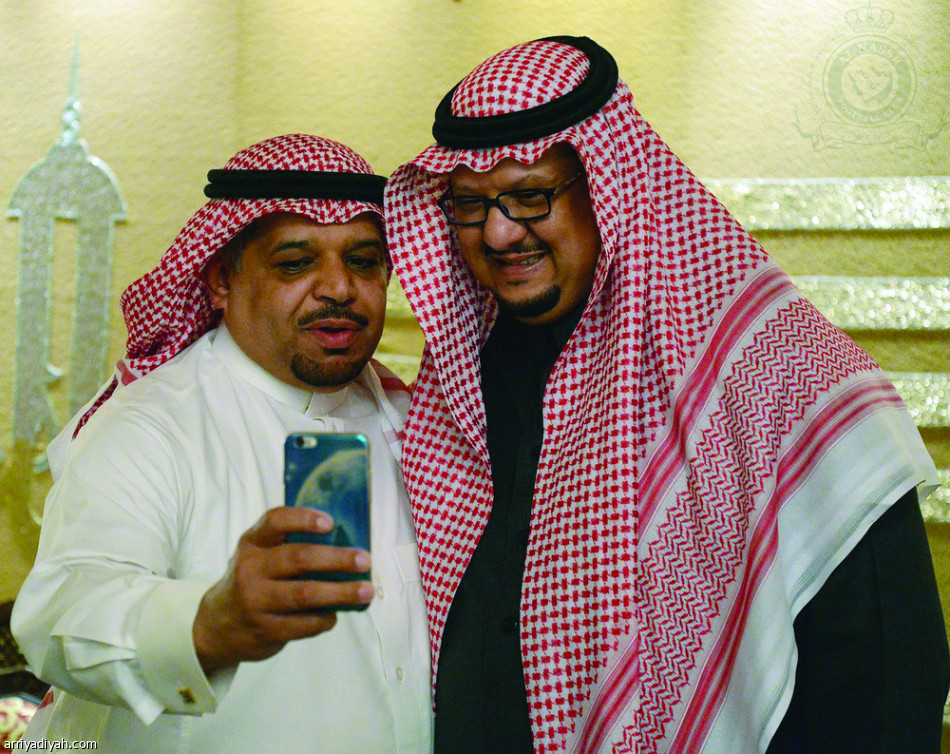 النصر يحشد 30 شخصية لدعم المالك