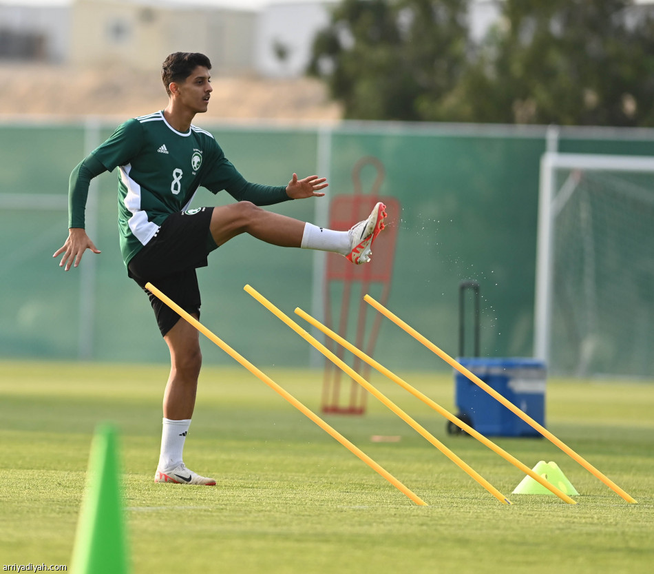 الأخضر الأولمبي يختتم تحضيرات موقعة كمبوديا