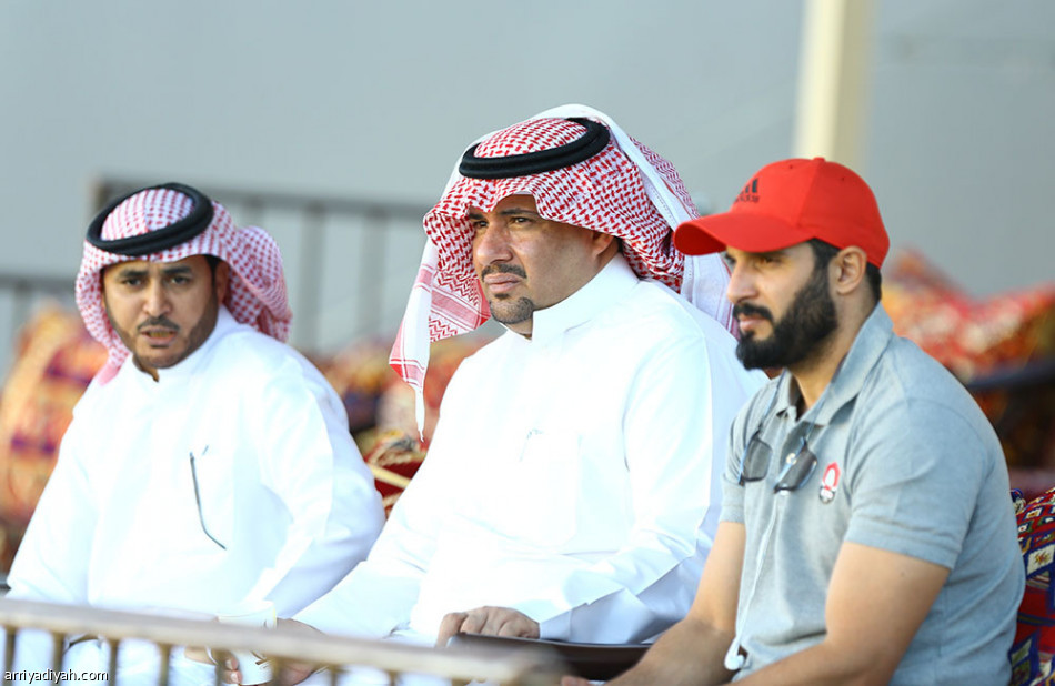 الرائد يغادر للرياض لمواجهة النصر