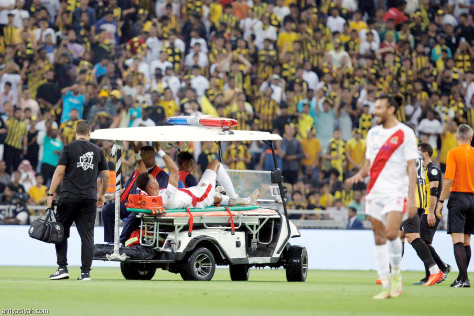 العبود وجيرسون 
يعيدان مشهد 2011