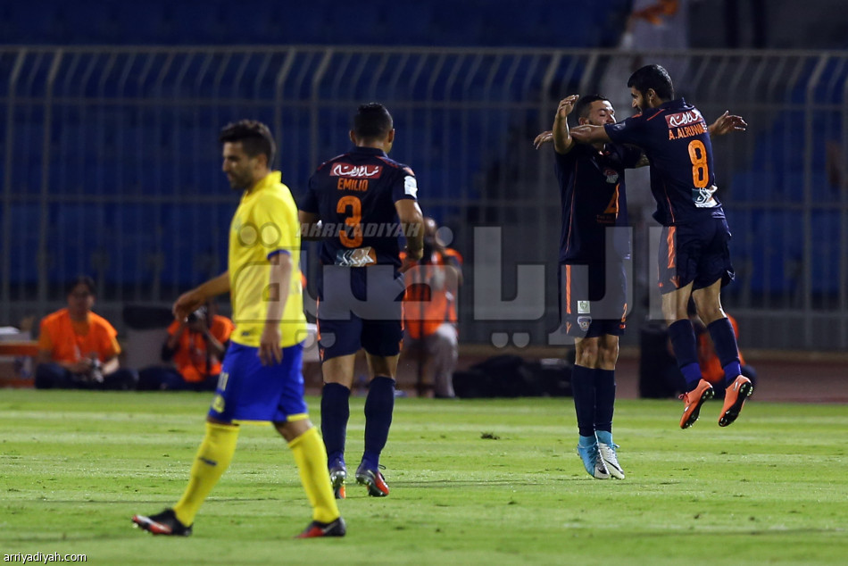 النصر يواصل إهدار النقاط بتعادله مع الضيف الجديد