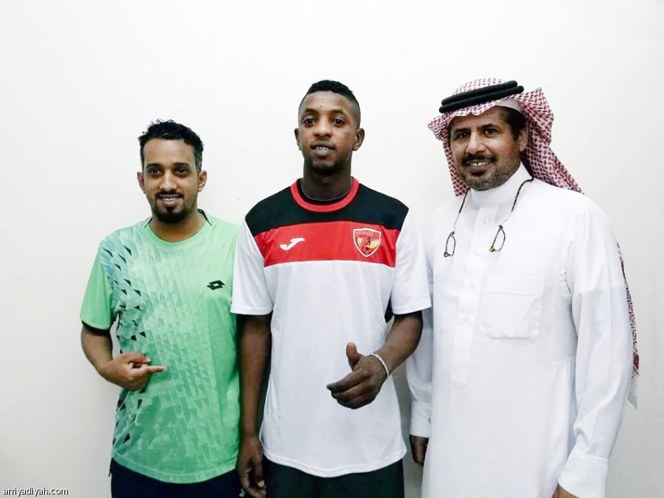 نظام المواليد خفف معاناة أندية الأولى