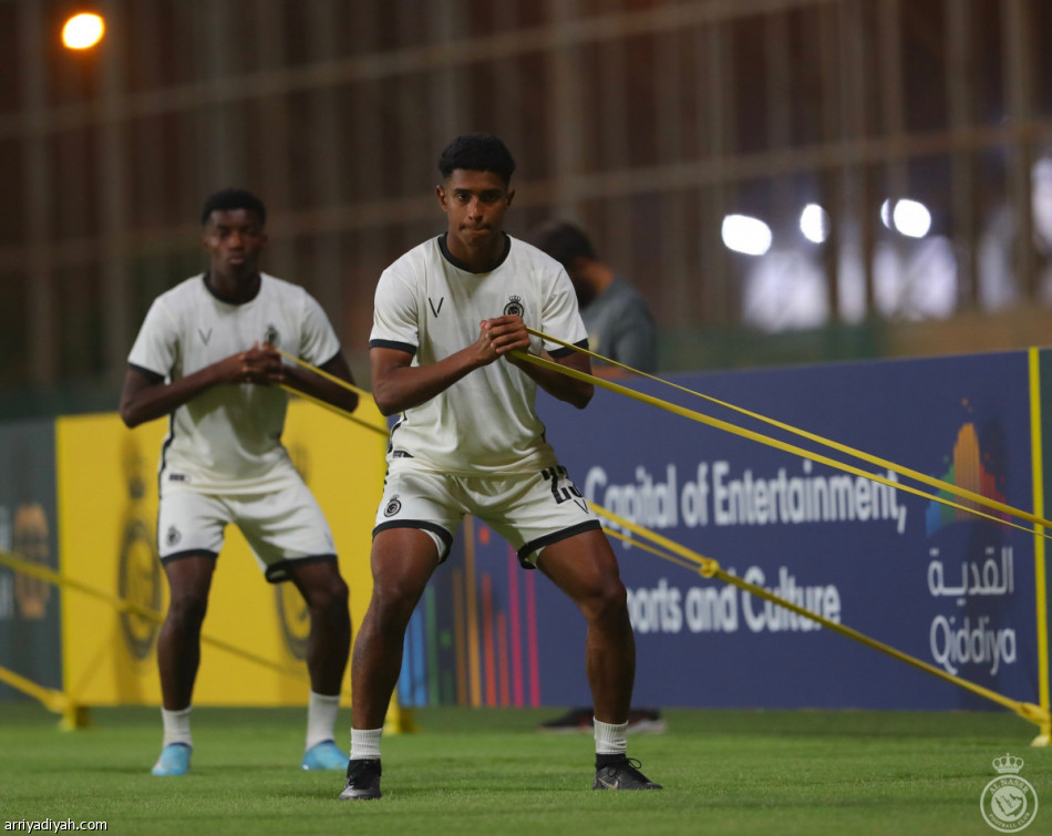 «كدمة» تغيب لاجامي عن النصر