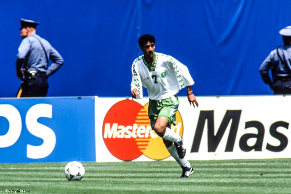 رينارد يلغي السرية