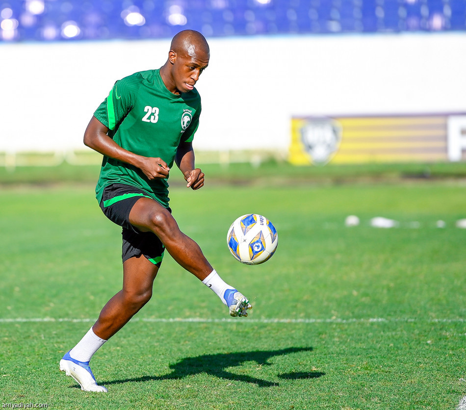 اليوم..
4 يجددون تحدي اليابان