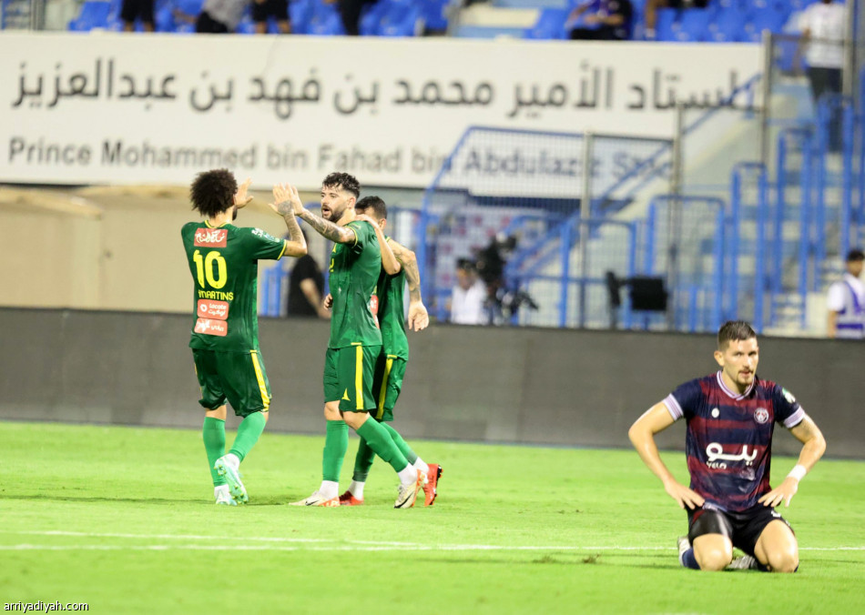 الخليج
يفك لغز العدالة