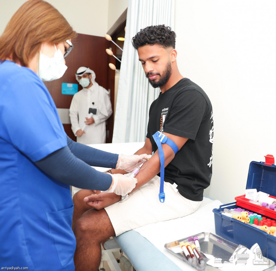 الاتحاد يدشن تحضيراته بالفحوص الطبية