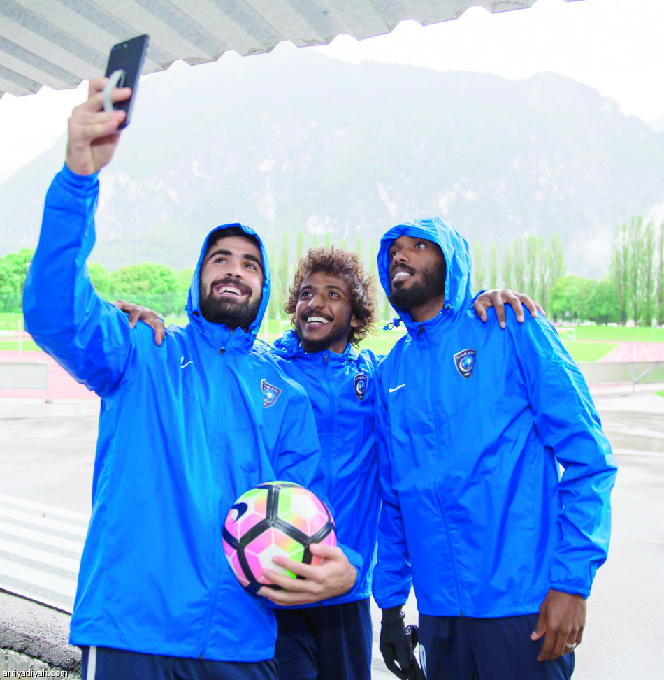 الهلال يستعد للتجربة الأولى تحت المطر