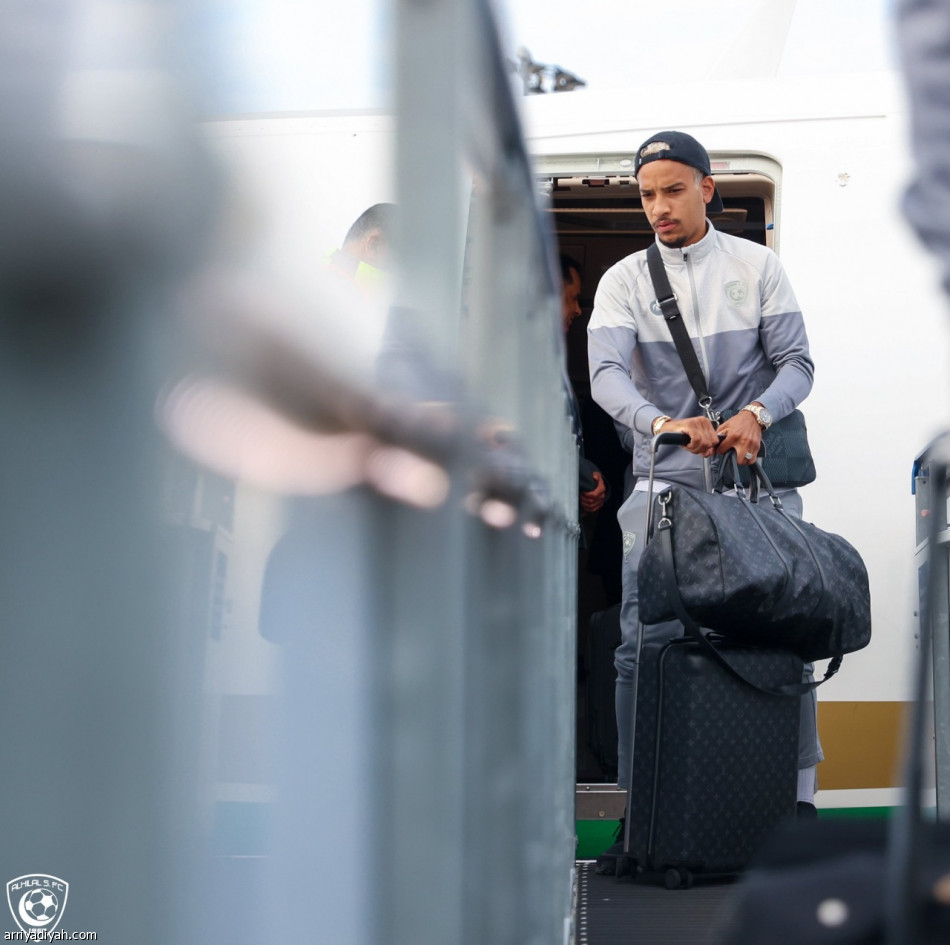 الهلال يصل برمنجهام.. وإيجالو يبدأ برنامجه في الرياض