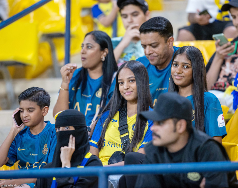 رونالدو
يوجه الضربة الـ 50