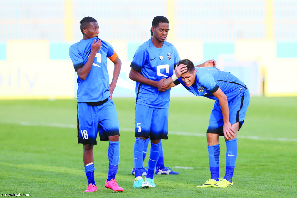 النصر يؤجل أفراح الهلال
