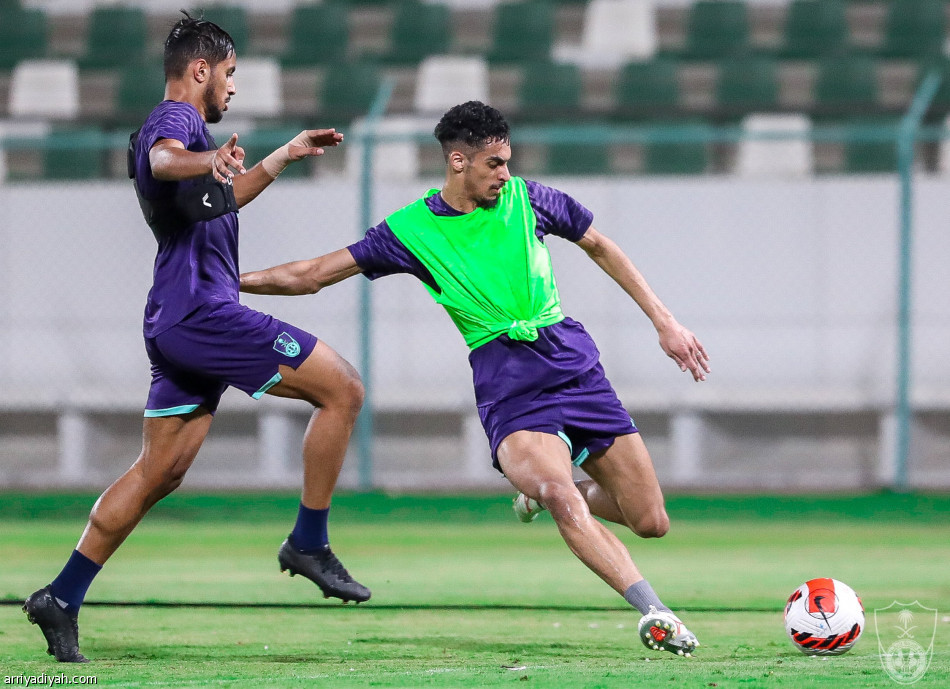 الأهلي.. الموسى يشارك في التدريبات الجماعية