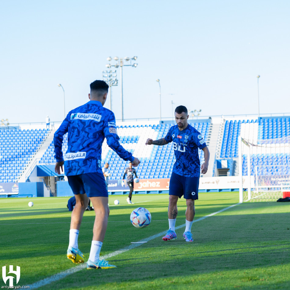 الهلال يفتح ملف الاتحاد.. ويستعيد اليامي