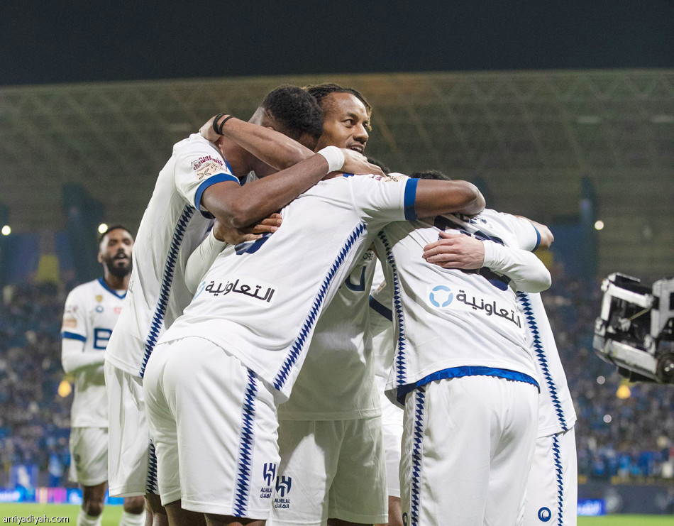 الديربي
يقطع سلسلة 11 فوزا