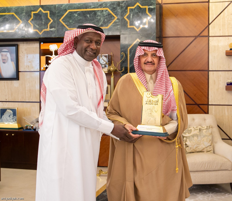 أمير الشرقية يستقبل «أصدقاء اللاعبين»