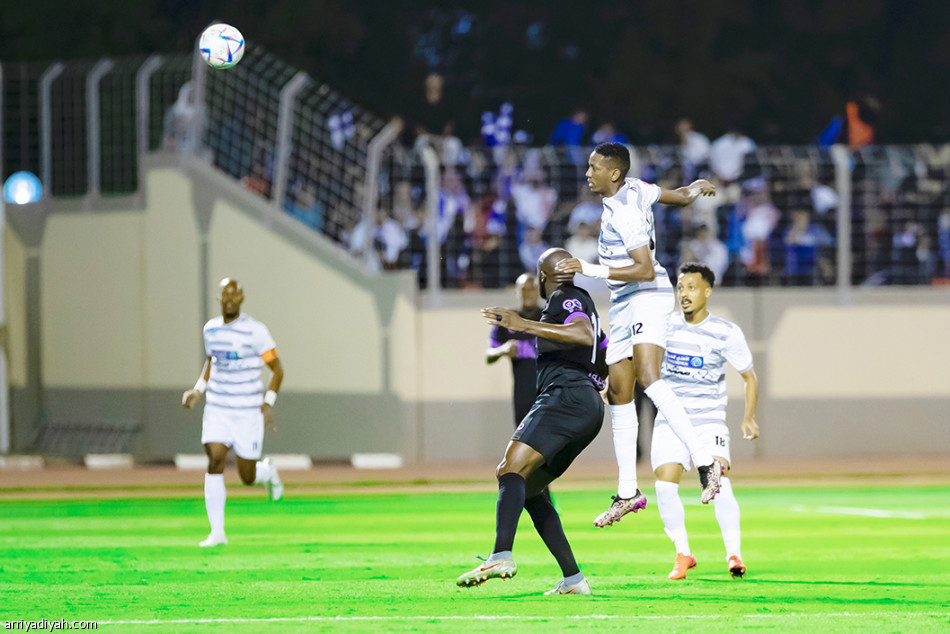 قمصان الهلال
سرقة.. واحتجاج