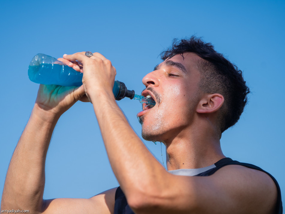 كيم يلتحق بمعسكر الشباب في ماربيا