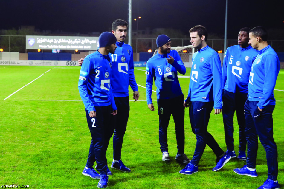 الهلال يستغنى عن ألفيس .. والعابد يشارك أمام التعاون