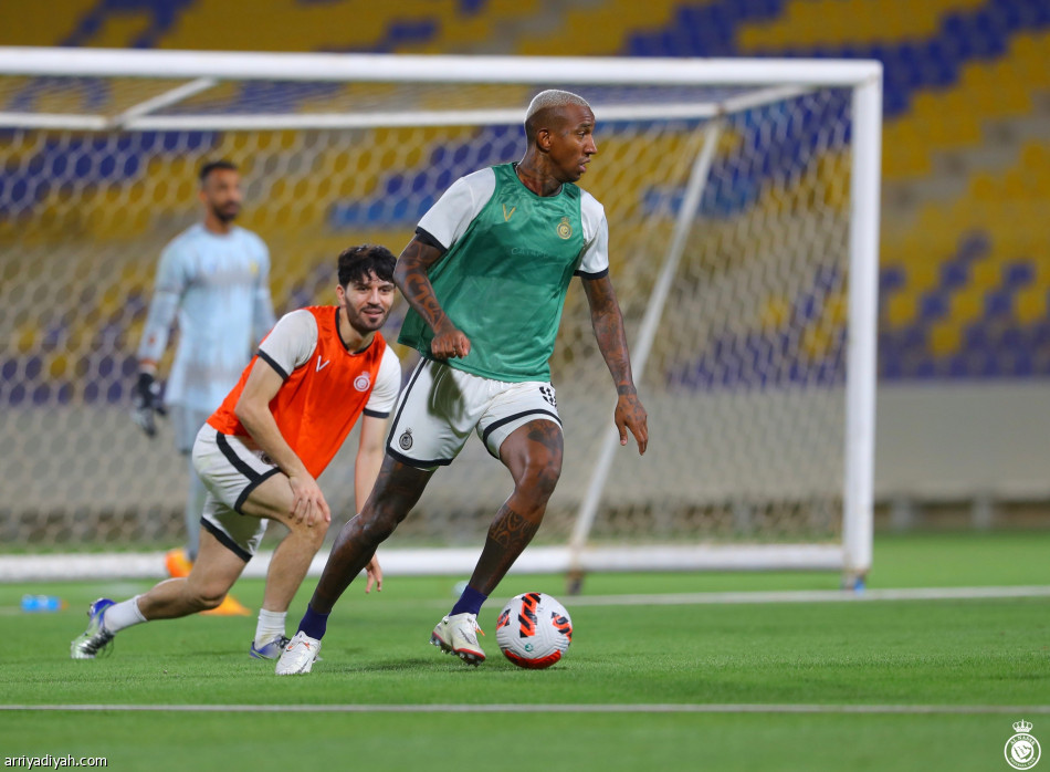 روسو يُجهز النصر بـ3 مجموعات