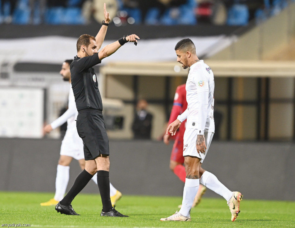 أبها
يعيد سيناريو 2019