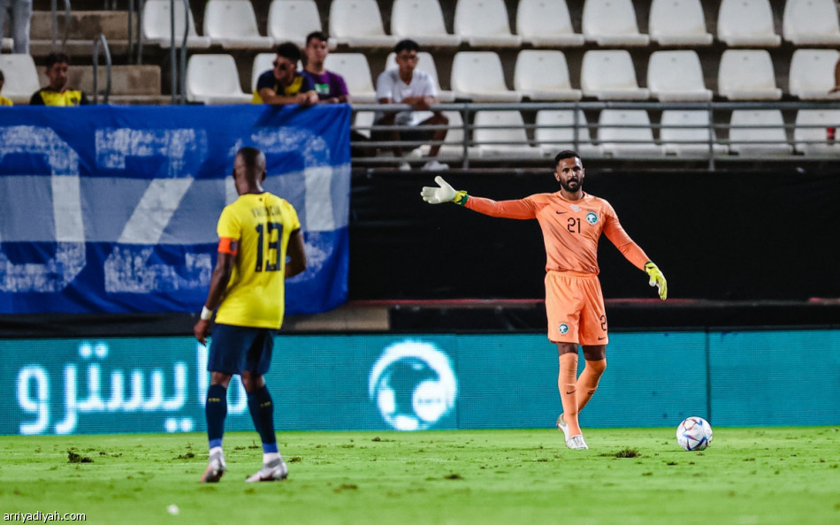 الأخضر والإكوادور..تجريبية بلا أهداف