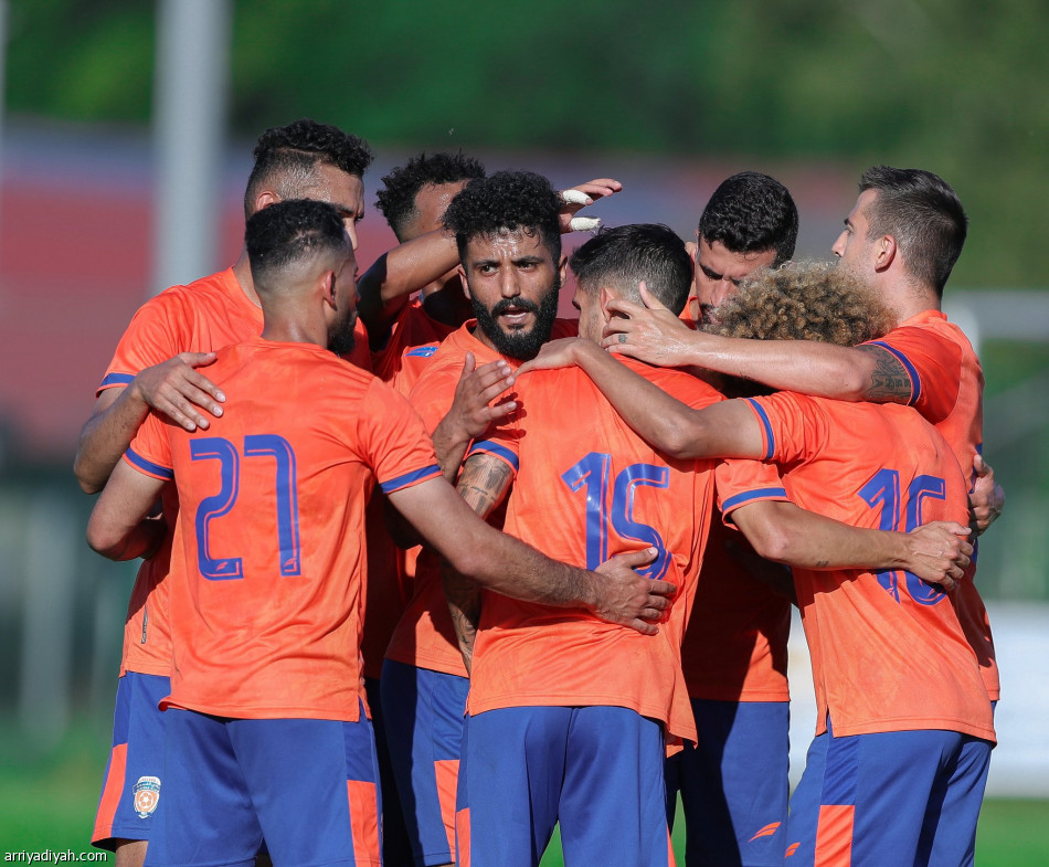 الفيحاء يكسب العين بثنائية رويز