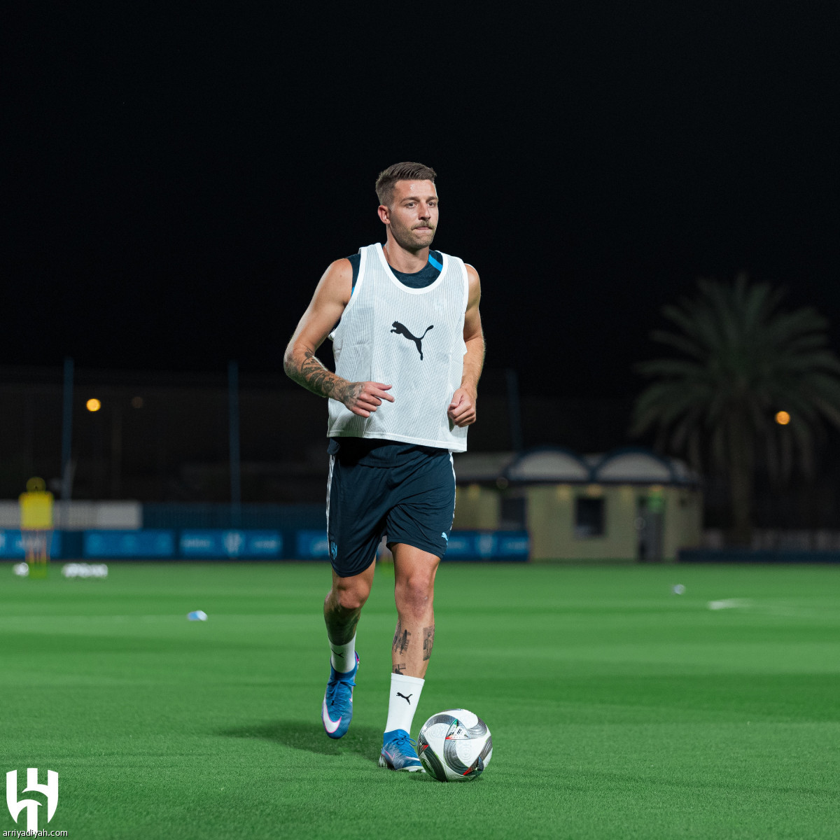 الهلال يفحص
