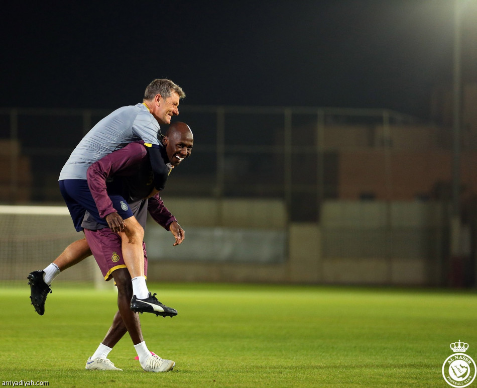 النصر.. الدوليون يعاودون تدريباتهم