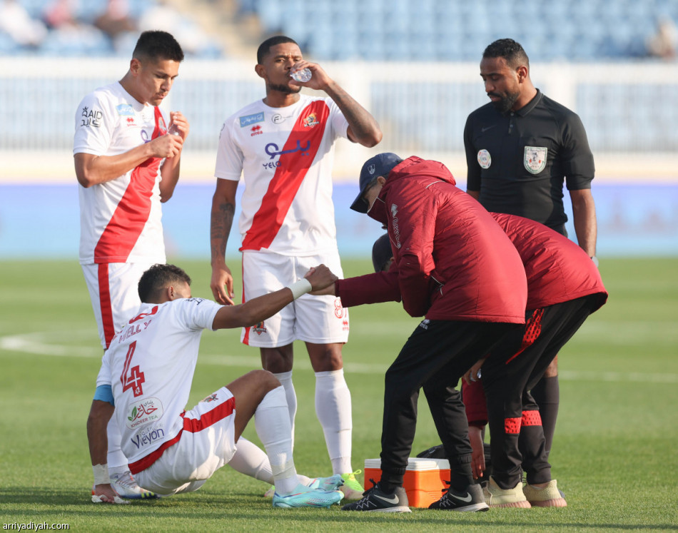 ضمك والوحدة يكتفيان بالتعادل