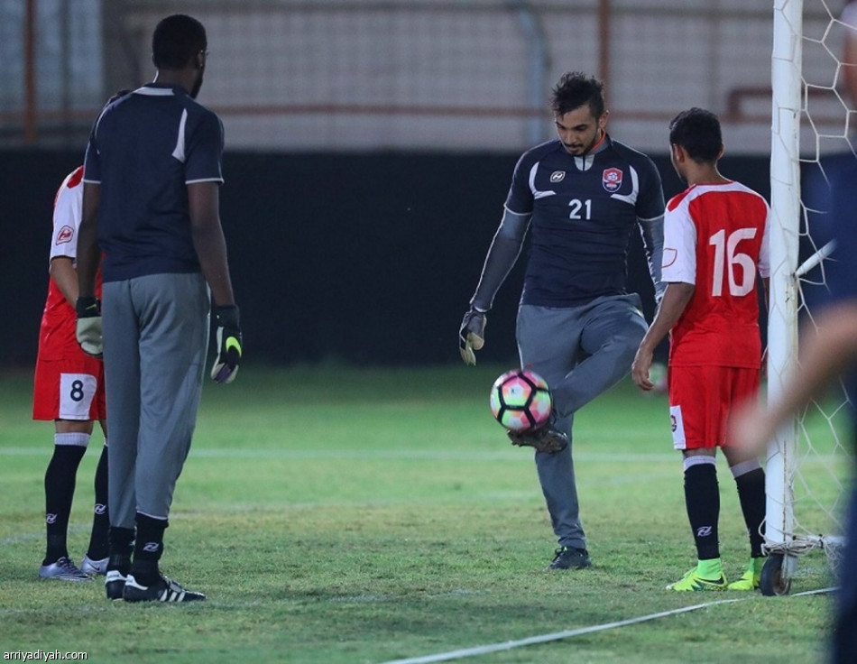 الرائد ينهي تحضيراته لمواجهة الهلال