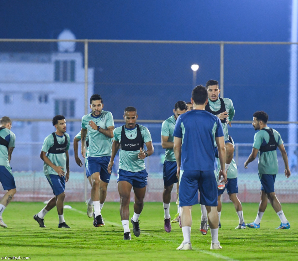 دونيس .. يحضر تجريبية العدالة