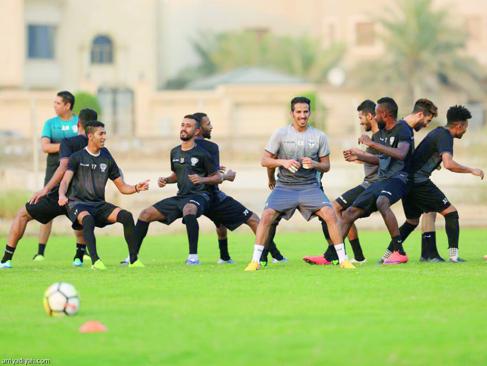 اليوم.. انطلاق النسخة الجديدة من دوري الأولى للمحترفين