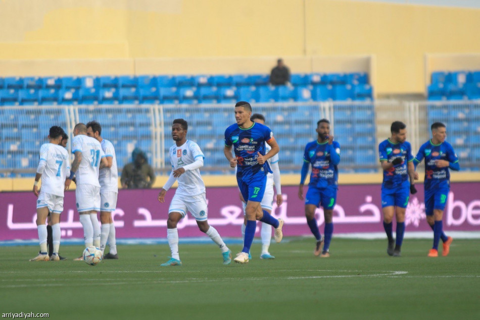 «ثنائية الفتح» تعقد الباطن