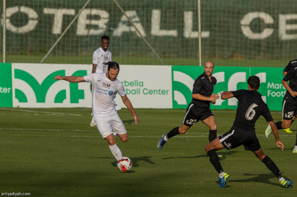 الشباب يكسب التجربة الأخيرة