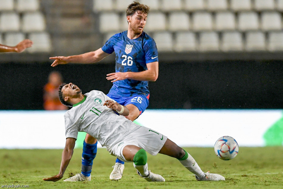 تعادل أمريكا
يعيد الأخضر إلى 2012