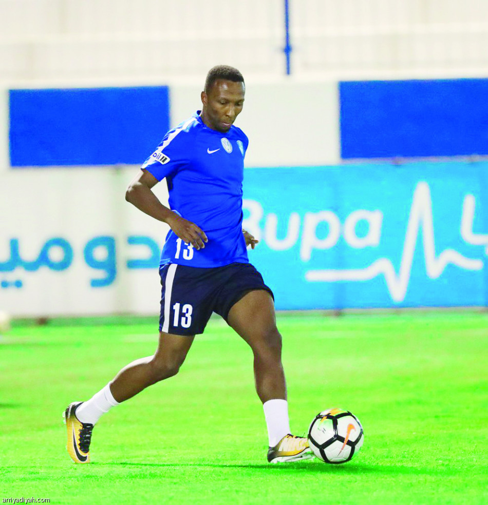 دياز يستغني عن ياسر والعابد.. ويستدعي الثنائي