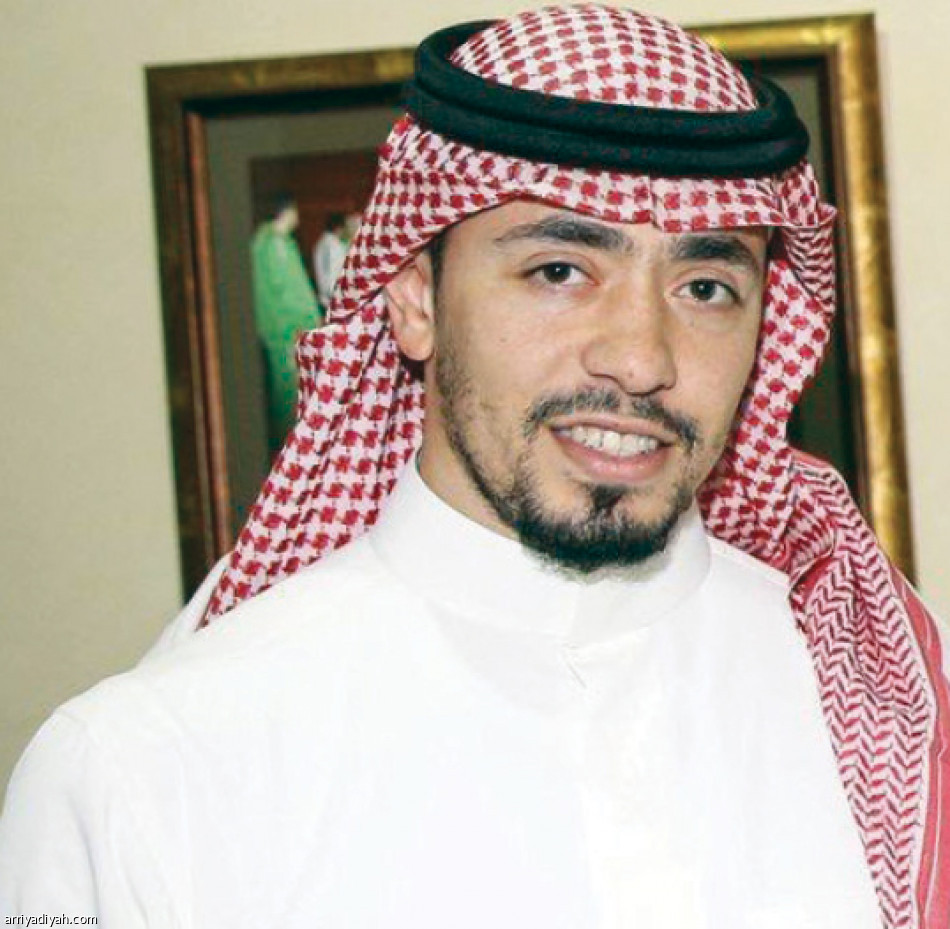 بترجي
يدير احتراف الأهلي
