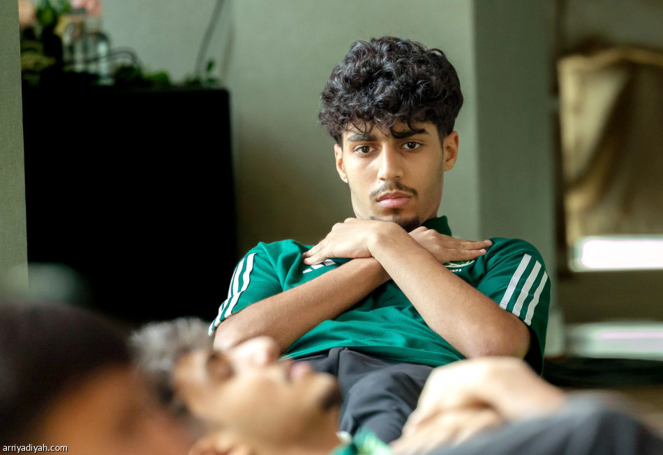 الحربي 
يمنح البدلاء الفرصة