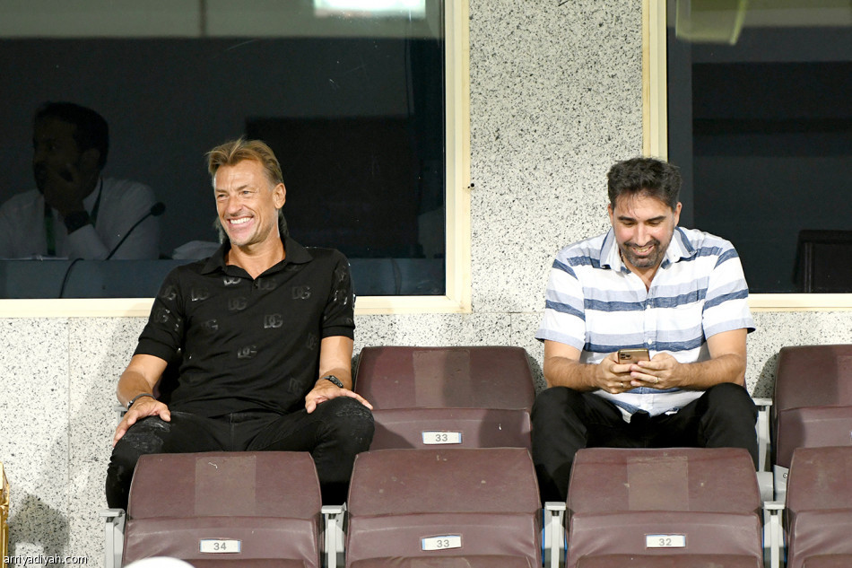 الشباب.. 
ثلاثية رابعة