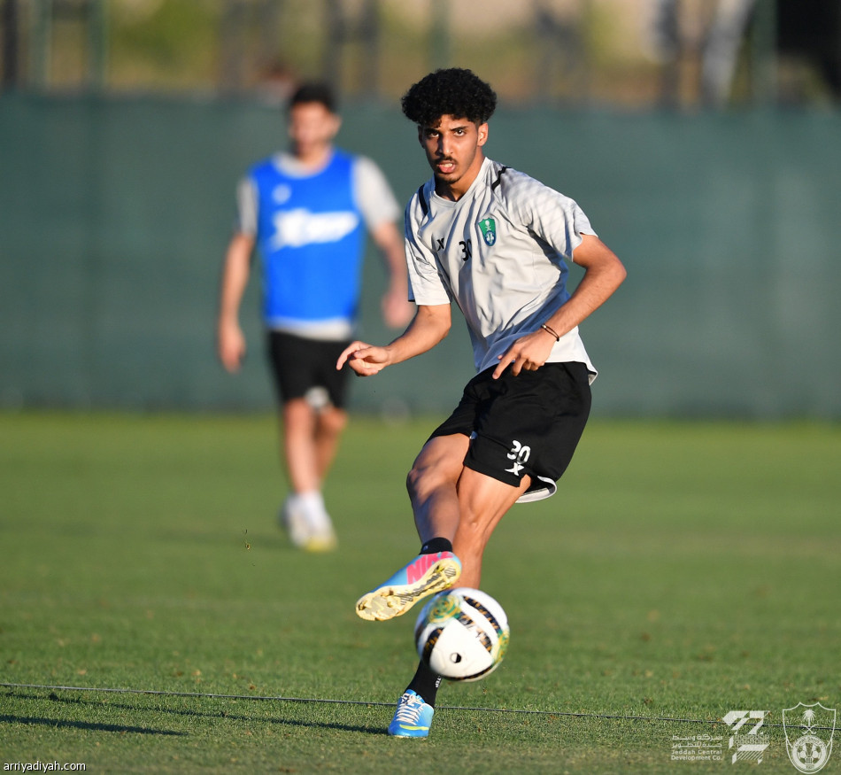 العبدلي يدخل تحضيرات الأهلي في تركيا