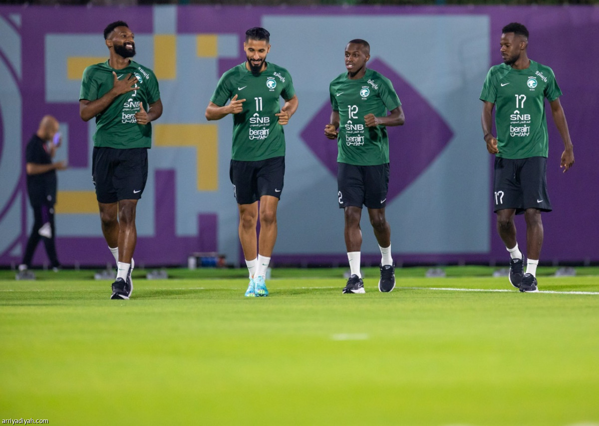 الأخضر ينطلق في الدوحة