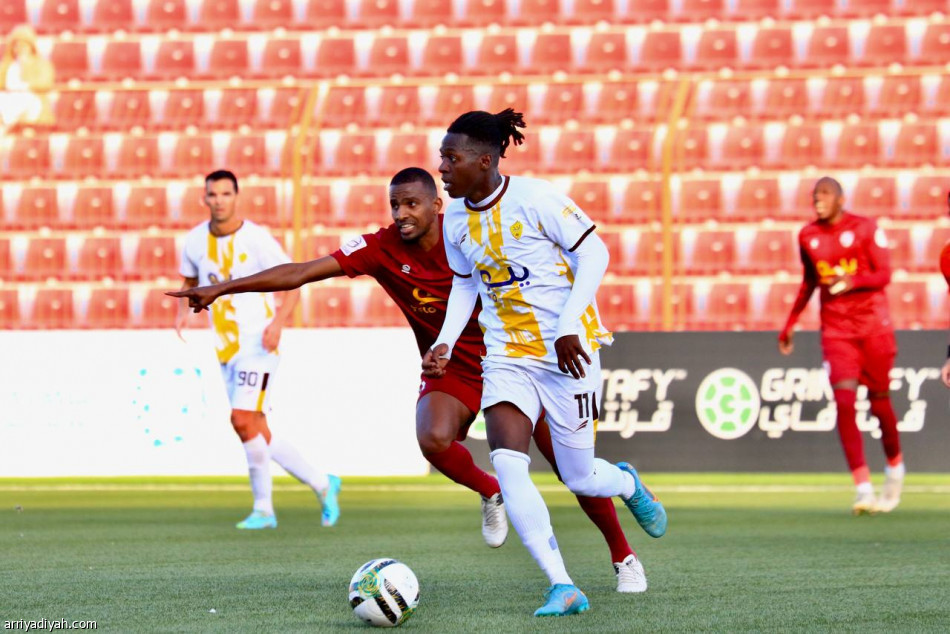 دوري يلو.. أحد يكسب جدة بثنائية