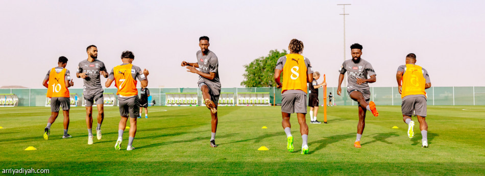 المفاجأة
تخفي تشكيلة الهلال