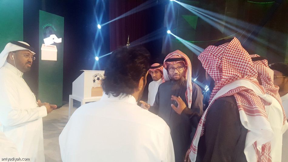 55   يوماً انتخابيا مرت بـ 9   مراحل