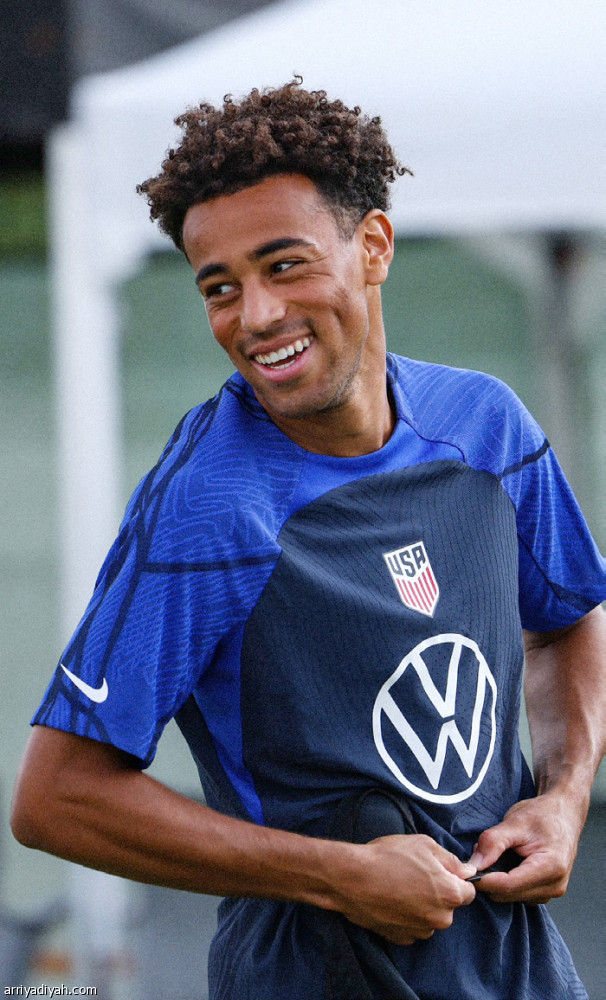 آلام
تبعد العويس والشهراني