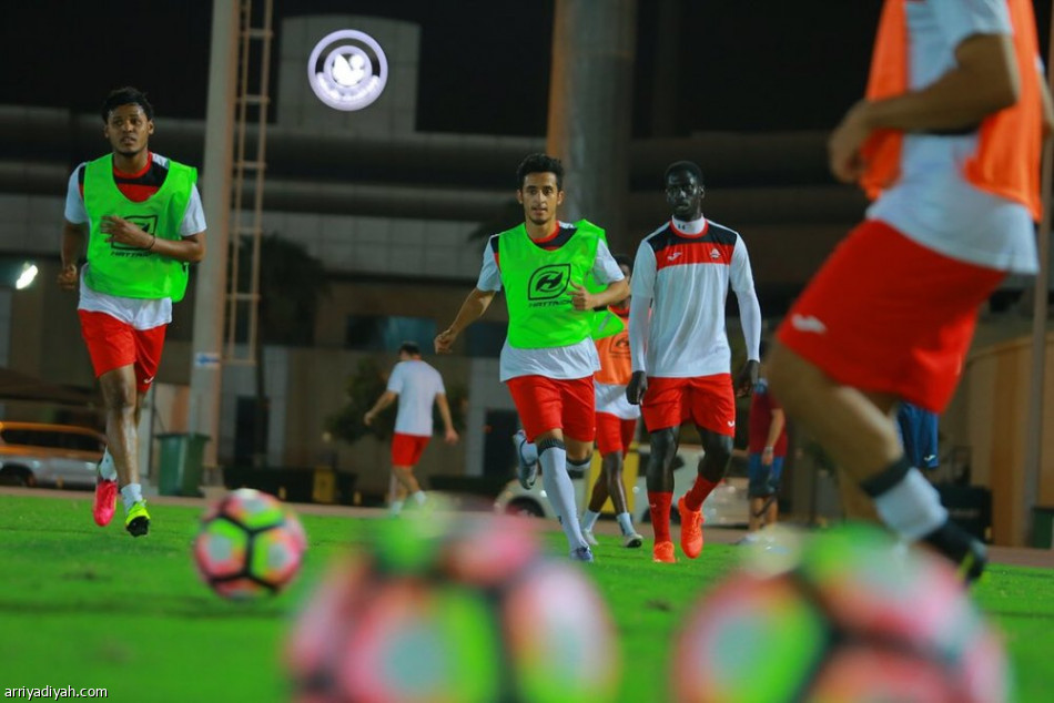 الرائد يواجه السيلية القطري ودياً