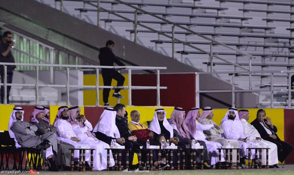 دعم شرفي وإداري في القادسية قبل الاتفاق