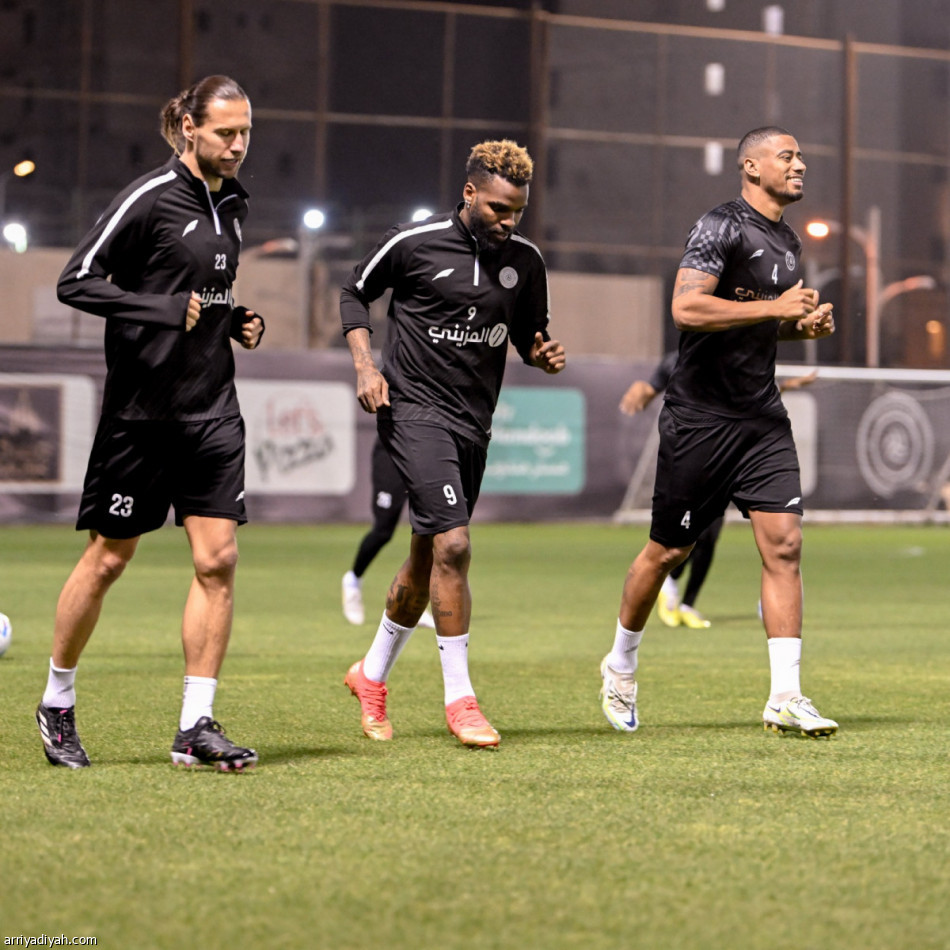 الشباب يستعيد بانيجا وتمبكتي ورياض