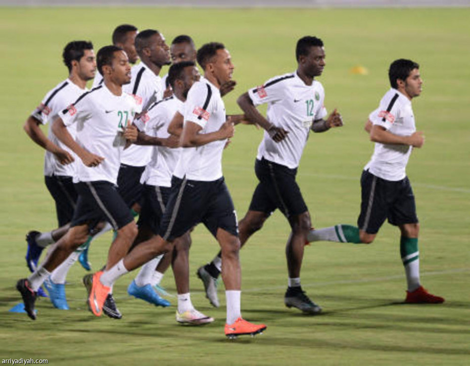 المنتخب يبدأ تحضيره لاستراليا .. وعودة السهلاوي تقترب