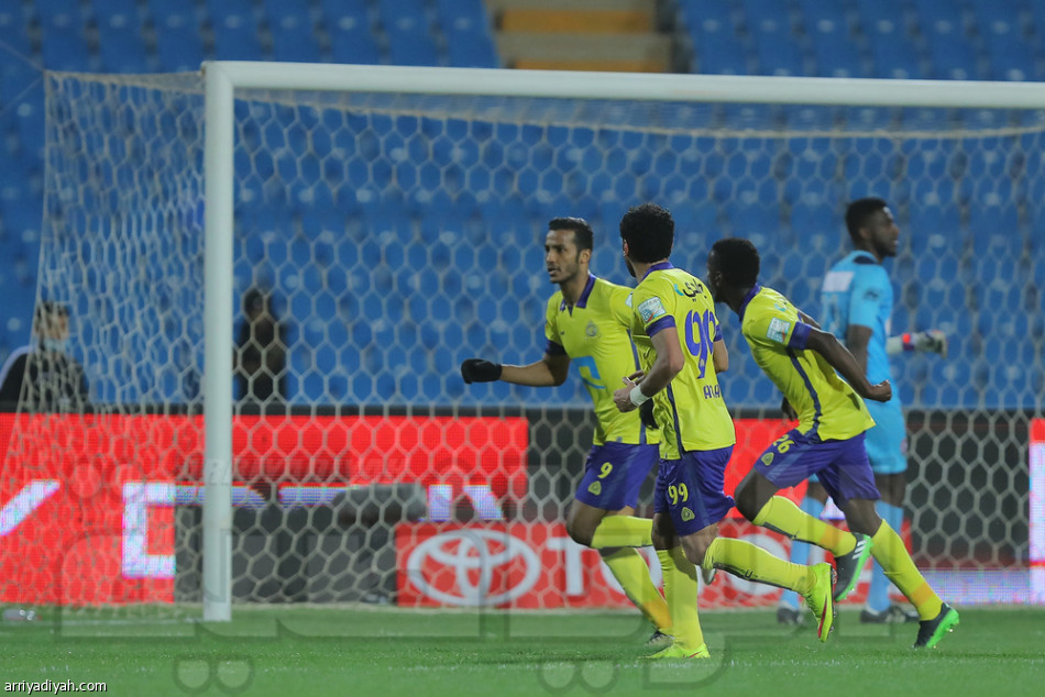 النصر يتجاوز خسارة الكأس وينتصر على الرائد